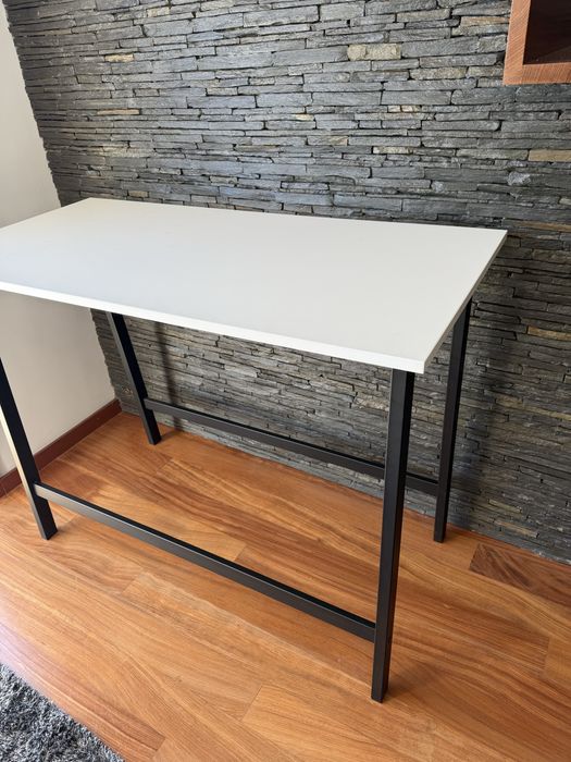Mesa Alta 1.40m por 68cm