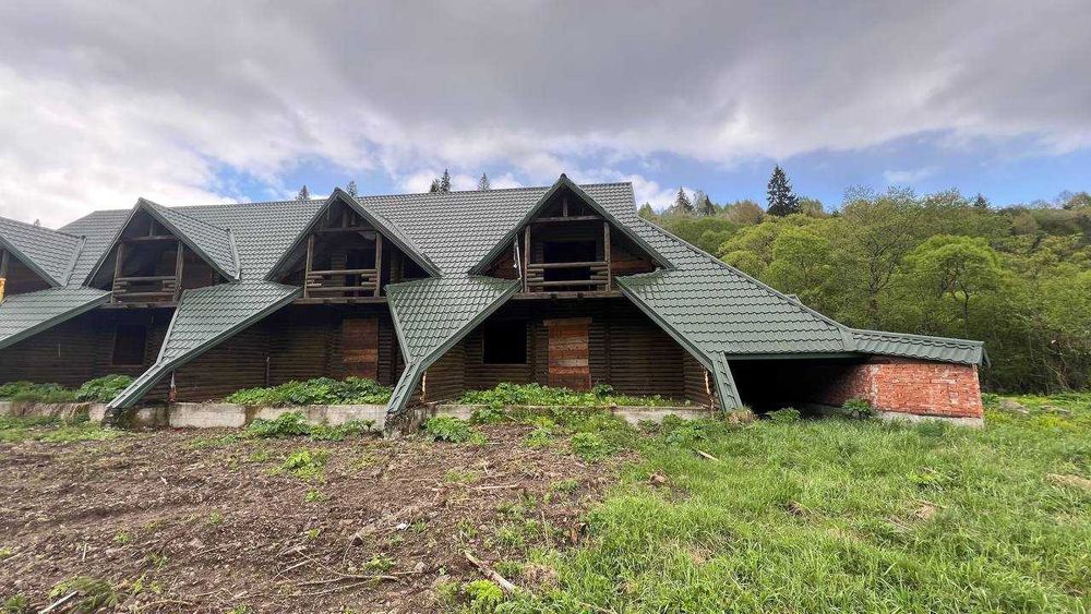 4 спарені котеджі з дерев'яного зрубу в селі Тухля!