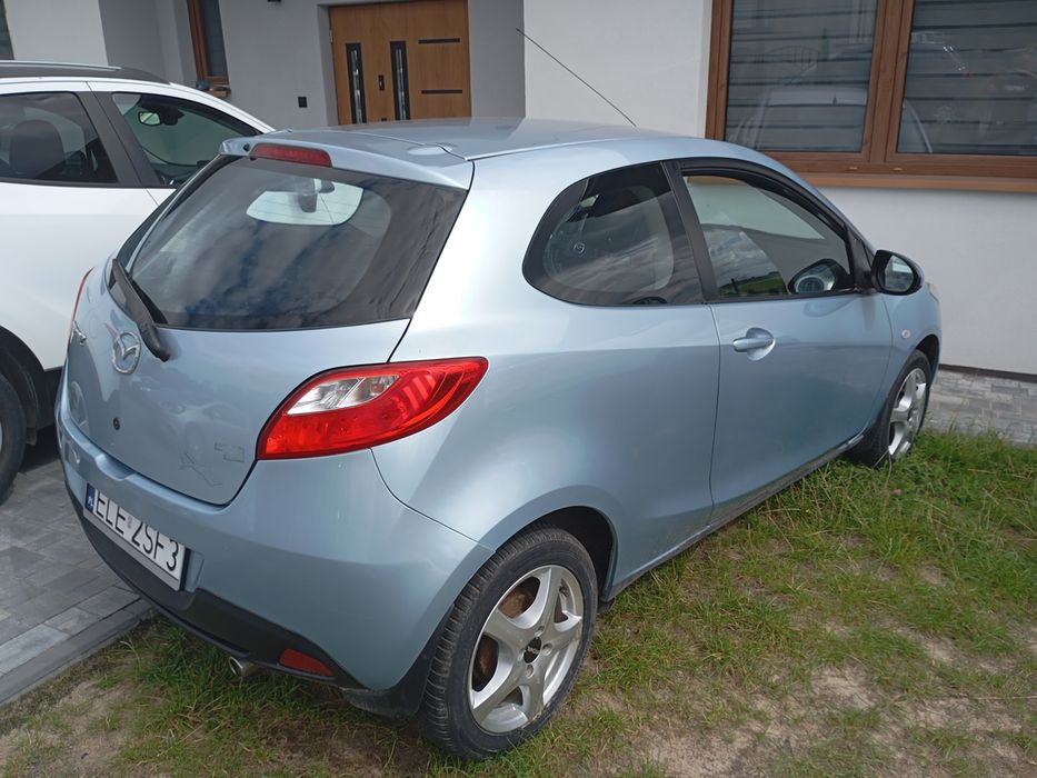 Mazda 2 2009r. 1.3 Benzyna klimatyzacja alufelgi przebieg tylko 100tys km