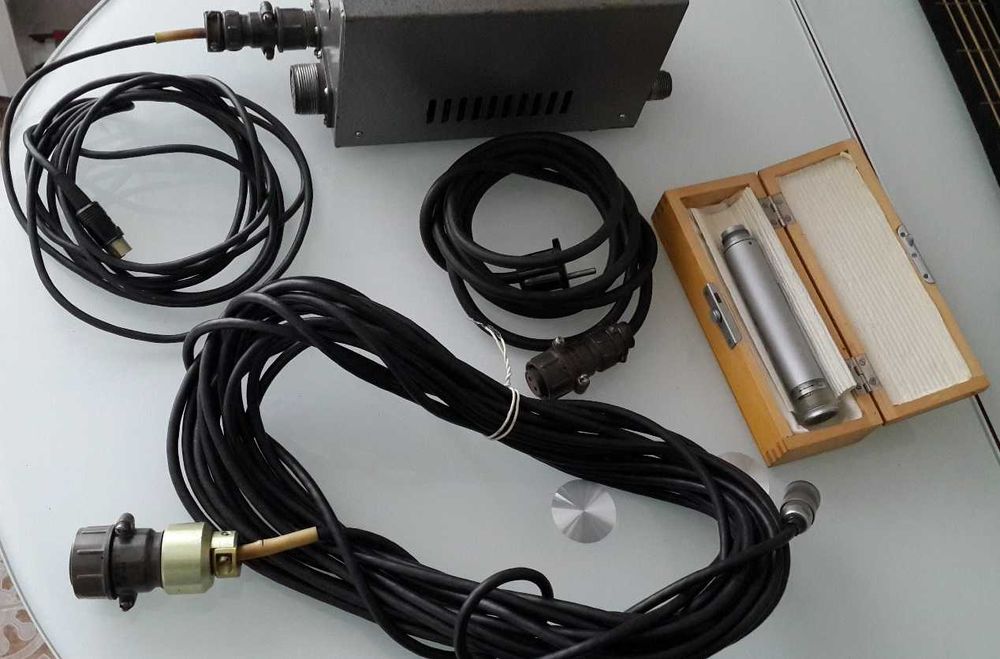 Микрофон ЛОМО 19А-4