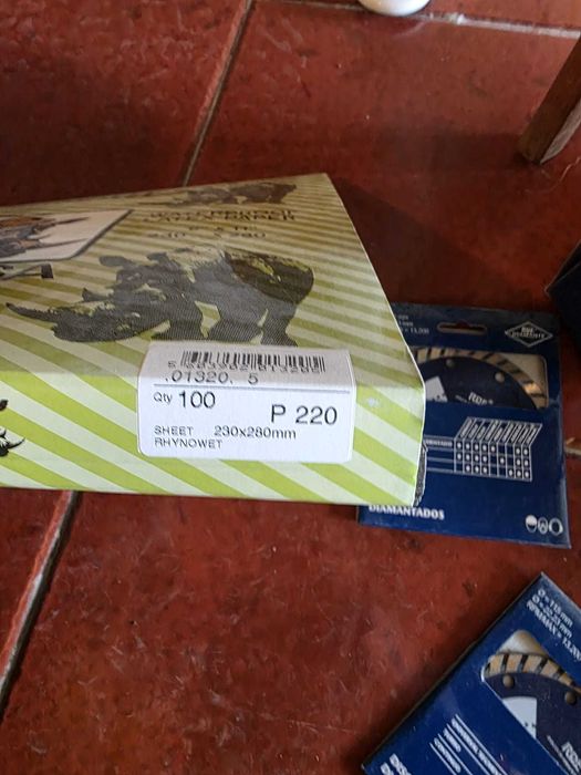 Discos diamantados RDF, Discos SAIT, Lixas P360 e P220 NOVO