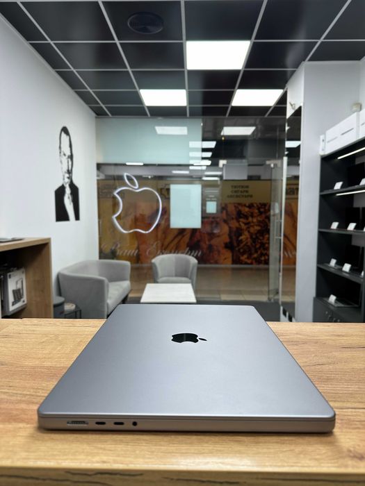 MacBook Pro 16 2021 { M1 Pro | 16gb | 512 SSD } 79793SV