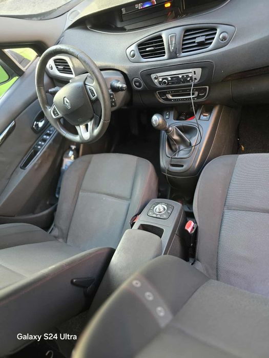 Renault grand scenic 1.5 dci 110cv 2012/09