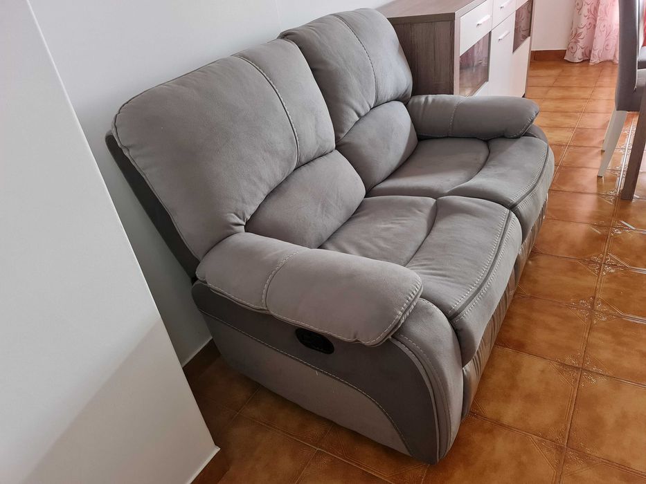 Sofá 2 lugares com assentos extensíveis