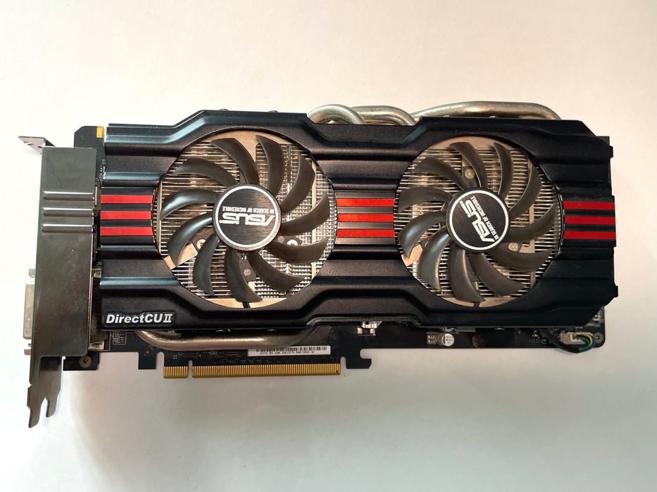 Відеокарта Asus GTX 770 на запчастини