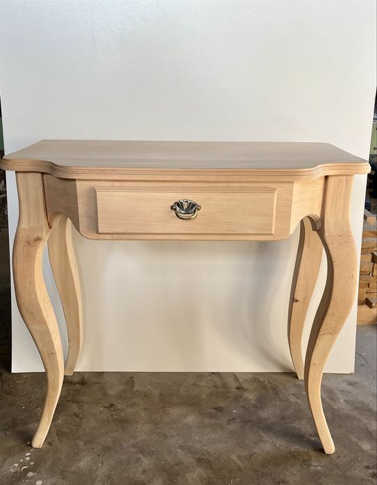 Stylowy stolik/toaletka z litego drewna