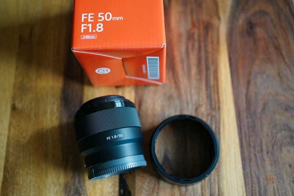 Sony FE 50 mm F1.8 (SEL50F18F) obiektyw pełnoklatkowy