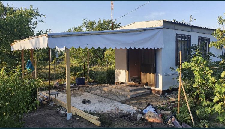 Продам банер (б/у), материал, как новый, цена от 85грн/м.кв