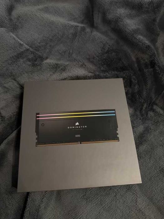 Corsair Dominator Titanium DDR5 RAM 32GB (2x16GB) 7200MHz