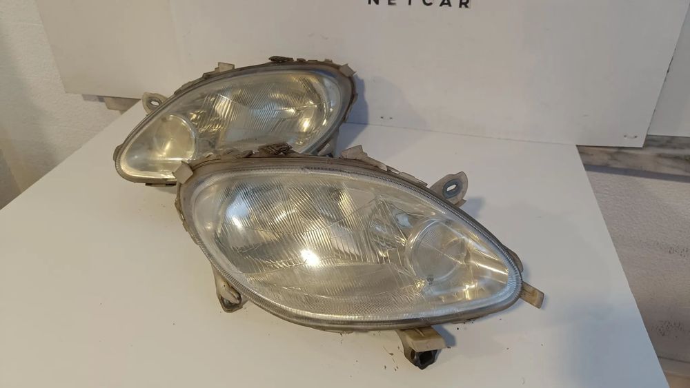 Farol óptica Direita Smart fortwo 2000