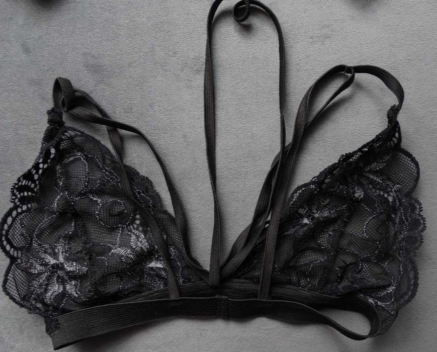 2x biustonosz H&M i Grubą nicią szyte rozm. 70B