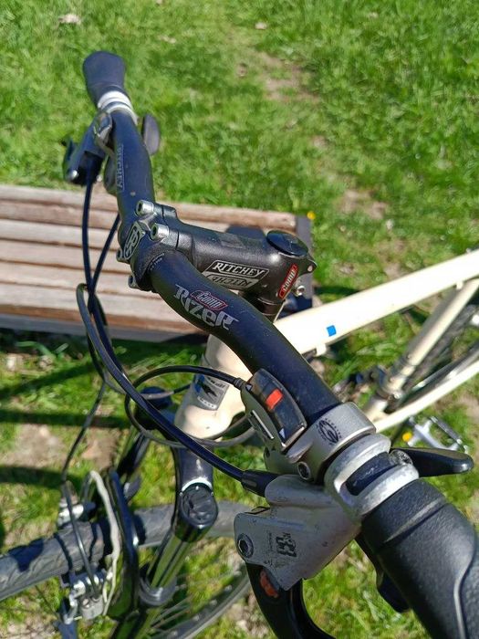 Велосипед  SPECIALIZED 28"L"    Shimano DEORE LX German