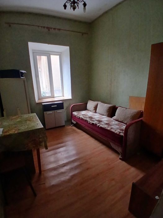 Продам комнату на Нежинской