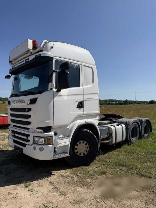 Сідловий тягач SCANIA