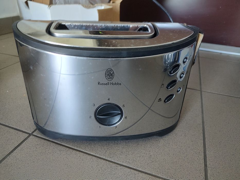 Toster Russell Hobbs