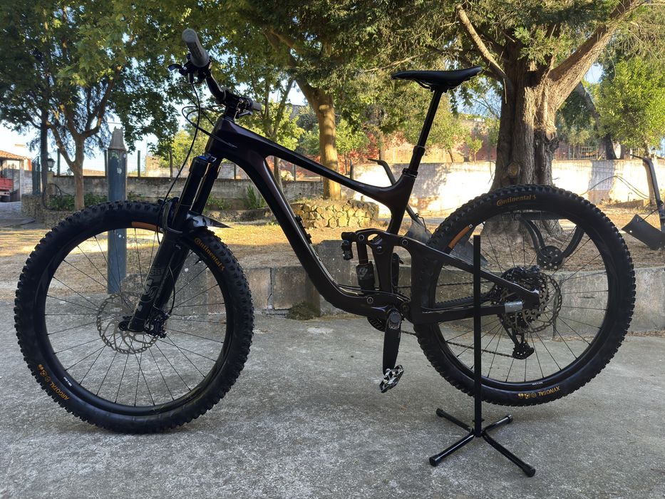 Bicicleta de Enduro Giant