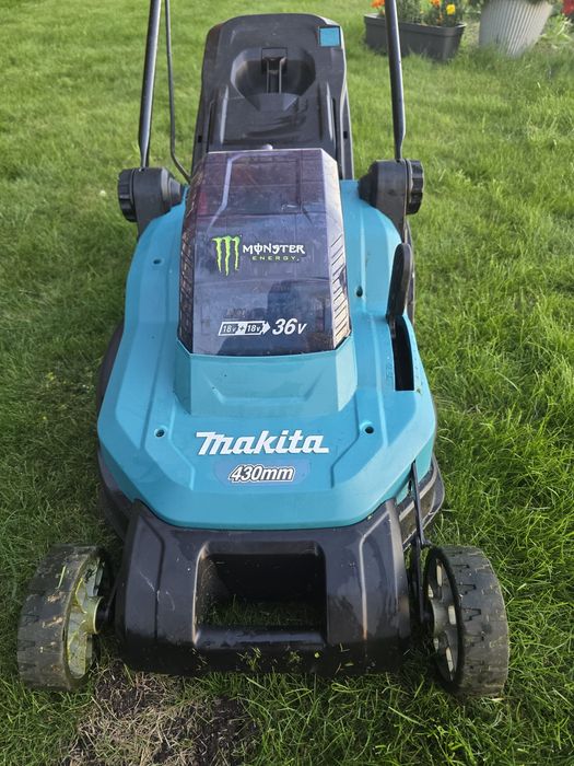 Kosiarka Makita DLM432 akumulatorowa