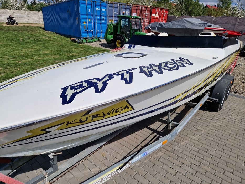 Motorówka Python Vector 7.4 V8