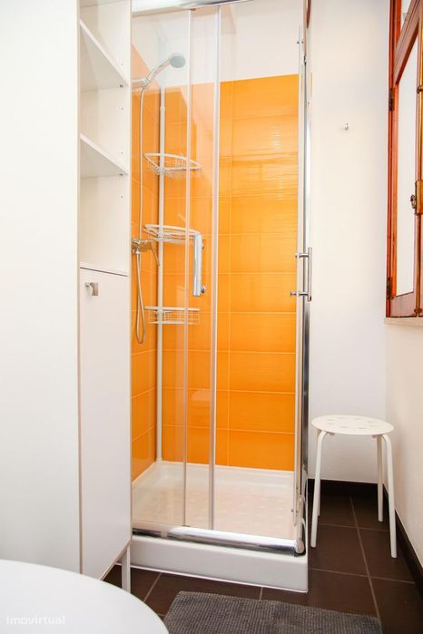 Apartamento com 1 quartos - localizado em  Coimbra