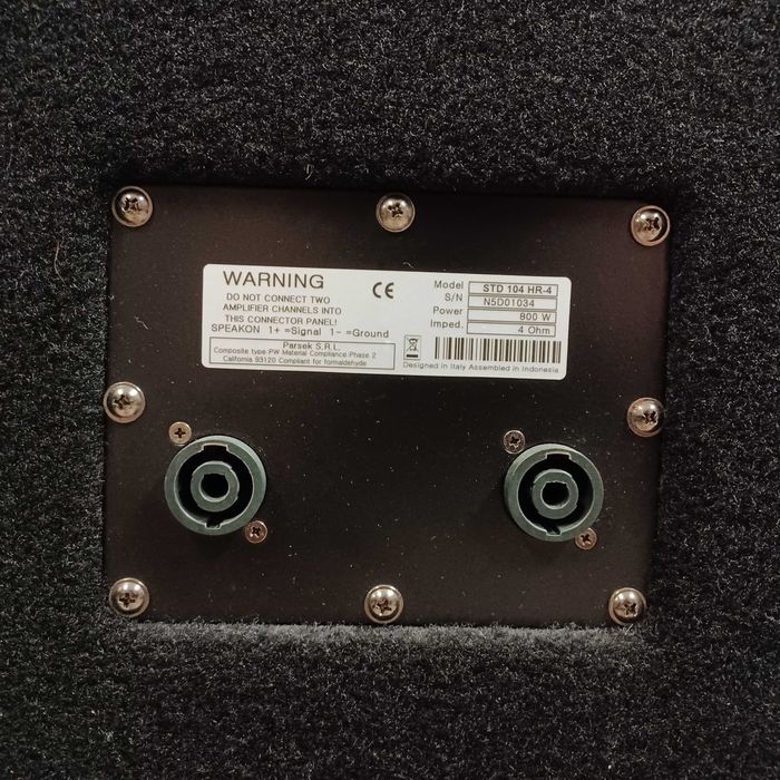 Markbass 104 HR kolumna basowa 4x10" 4 Ohm