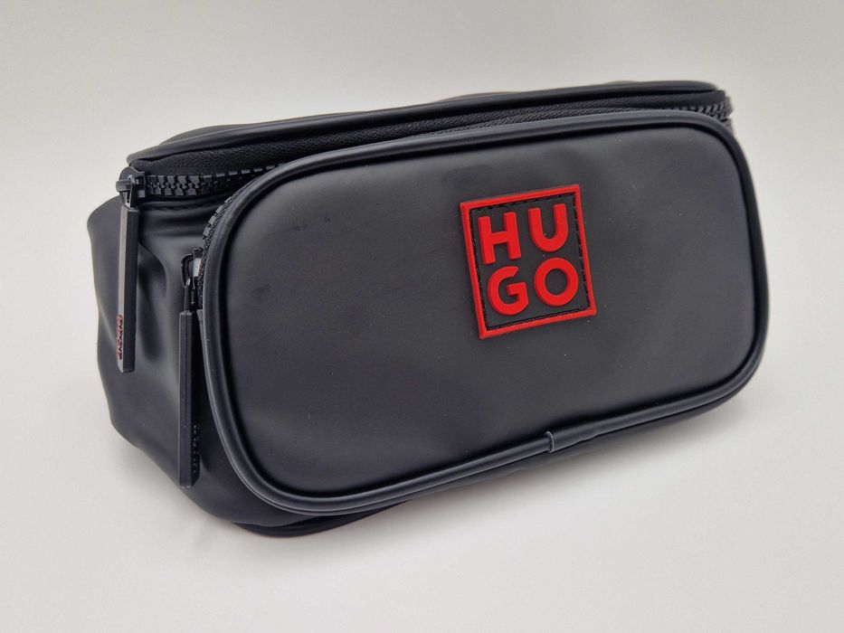 Бананка Hugo Boss . нагрудна сумка . поясна сумка Hugo Boss слинг