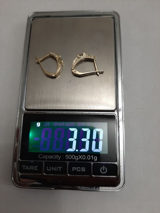 Золотые серьги с бриллиантами. 0.52 карат.