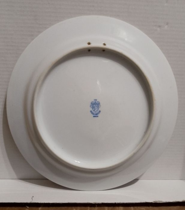 Тарелка на стену фарфор