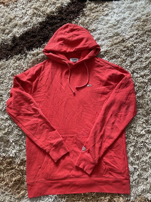 Tommy Hilfiger s