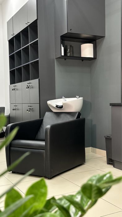 Оренда перукарського крісла з автоматичним генератором+EcoFlow