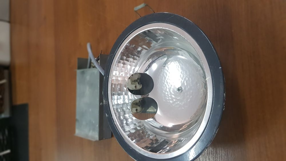 Lampy, oświetlenie,