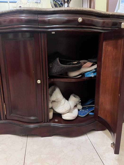 2 Aparadores de corredor