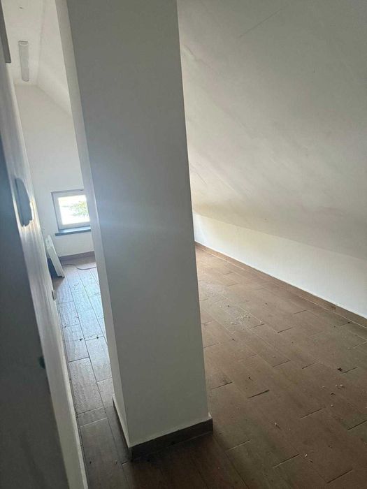 Mieszkanie na piętrze w domu