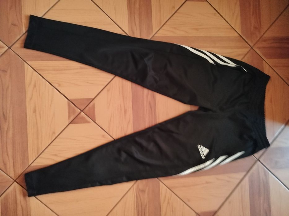 Spodnie sportowe