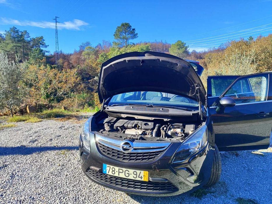 Opel Zafira - venda particular. Km reais.