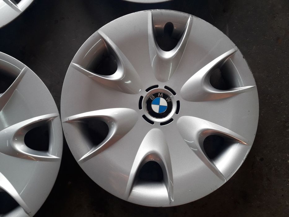 (42) Kołpaki 16" - BMW