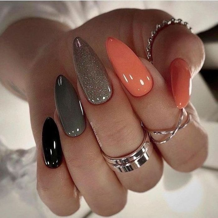 Unhas de gel/acrilico