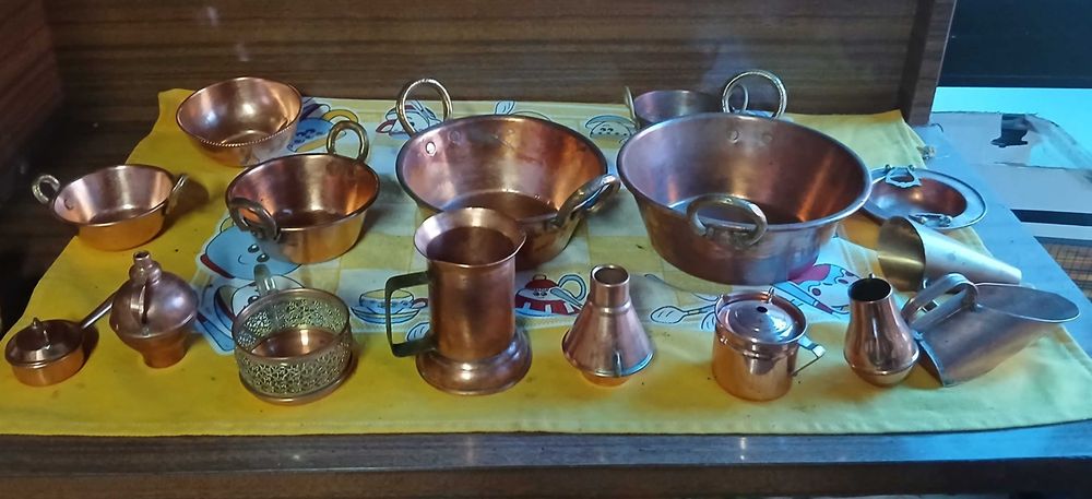 Vendo este conjunto todo em cobre, tenho do mais pequeno e grandes.