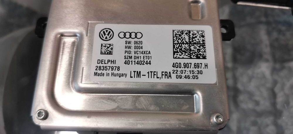 Блок управления розжига фар VW Passat 4G0907697H 7PP941571AE