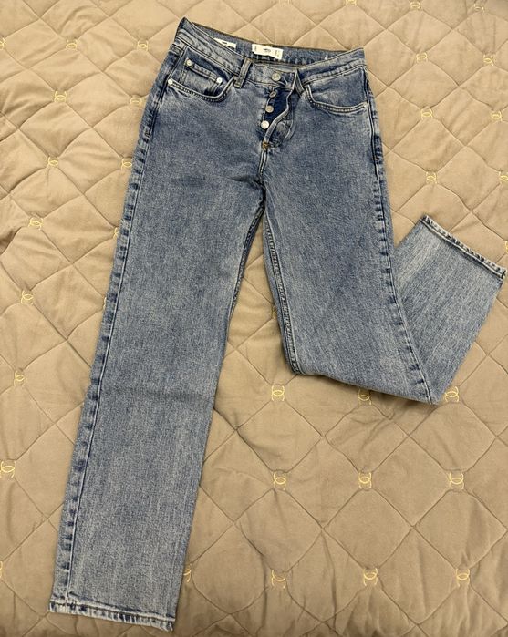Продам джинсы mango 34р