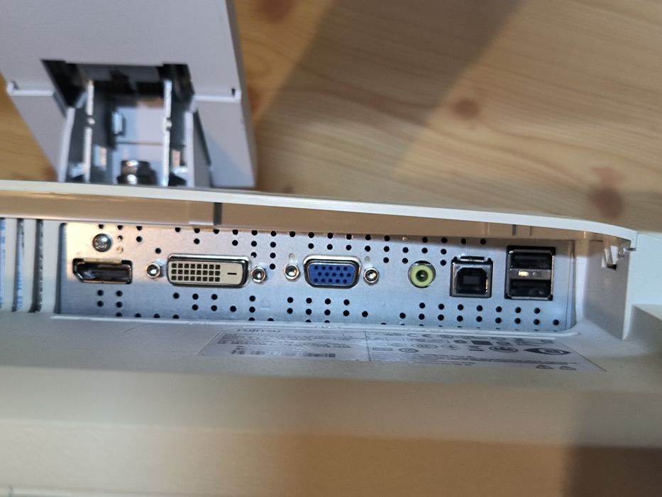Monitor komputerowy 24 " Fujitsu