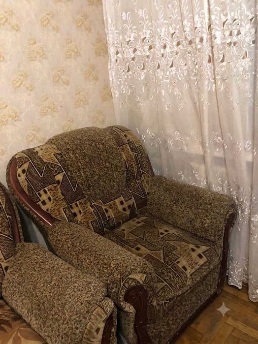 Продам Диван и два кресла