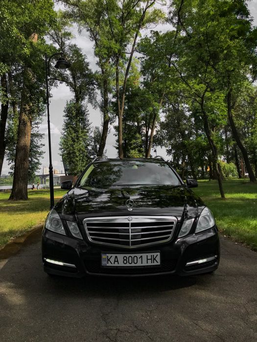 Продам мерседес 212