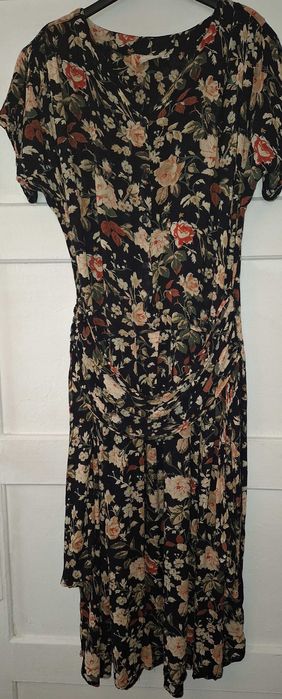 Sukienka w kwiaty No 1