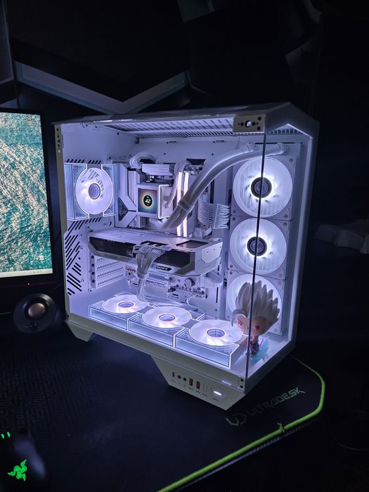 Komputer stacjonarny, Gamingowy PC dla wymagających, RX 9800X3D, RX 9070XT, 32GB DDR5