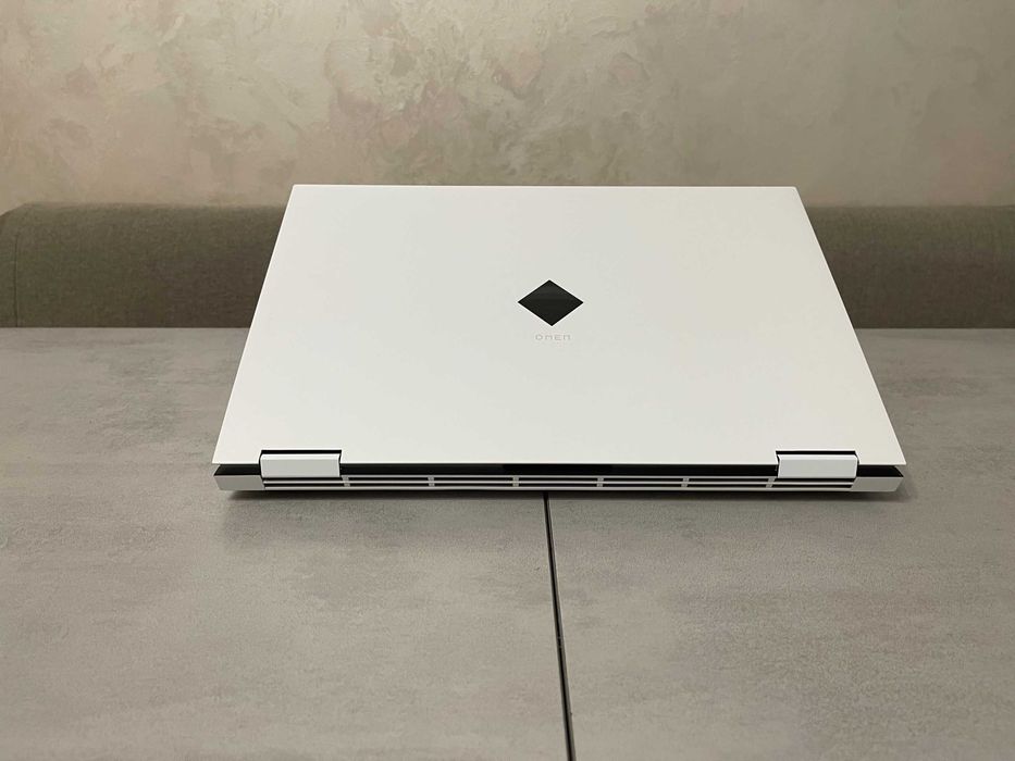 Ігровий ноутбук HP Omen/16,1" 2K 165Hz/i7-11800H/16GB/1TB/RTX 3070 8GB
