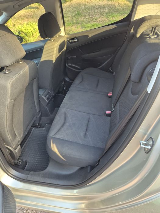 Автомобіль Peugeot 308 / 2010 року / дизель 1.6