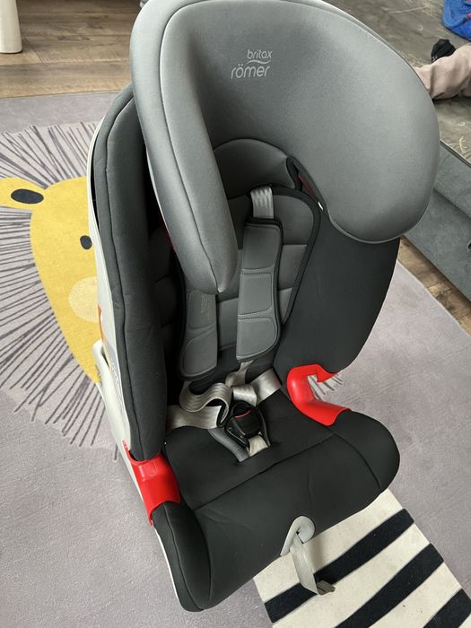 Автокрісло britax romer