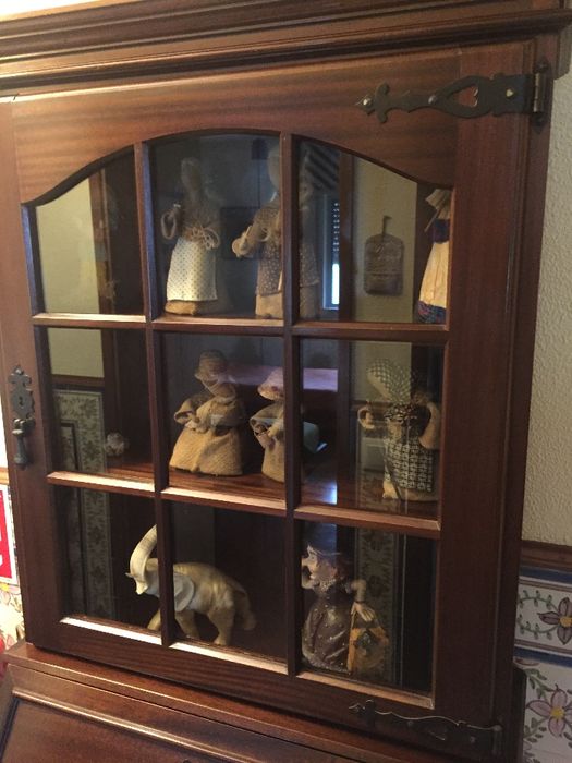 Secretary with Upper Cabinet/Faro64585399991938122