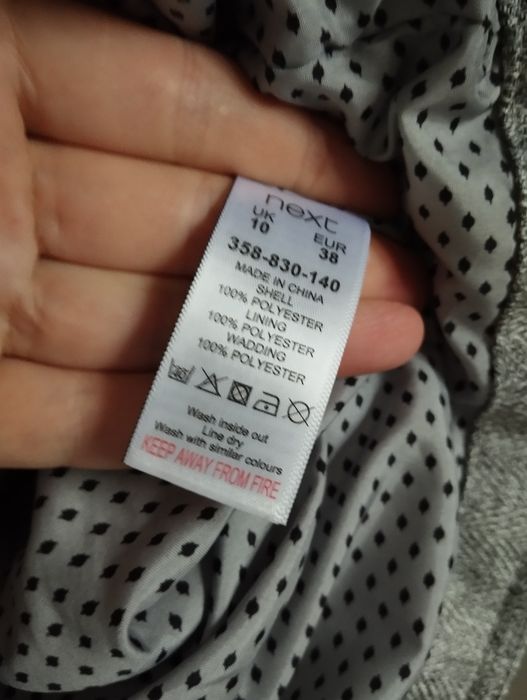 Taliowana kurtka zimowa w jodełkę r. M Next Premium