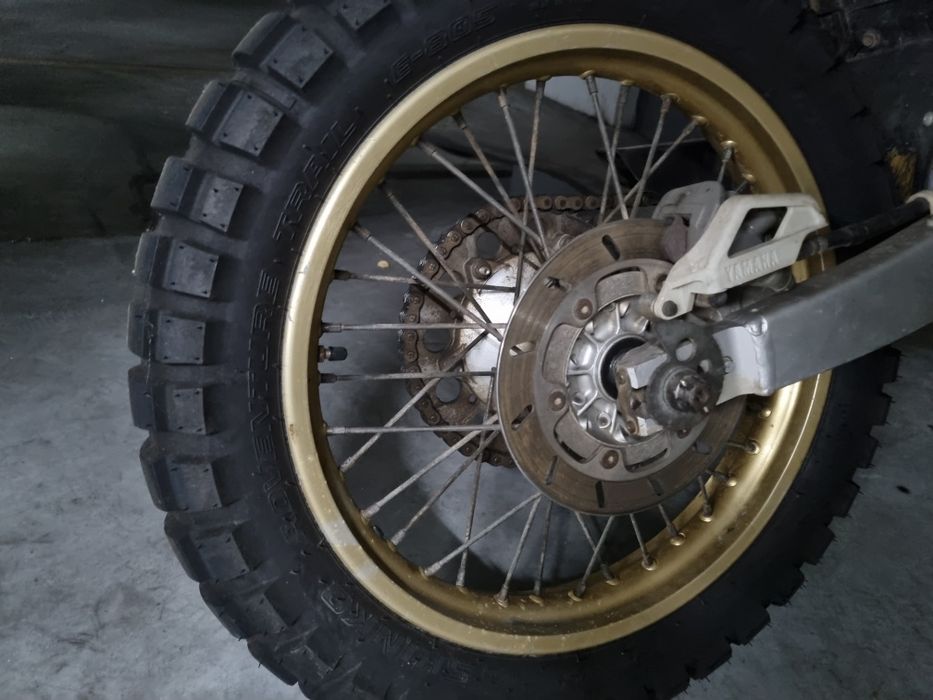 Yamaha TTR 250 (4 tempos)